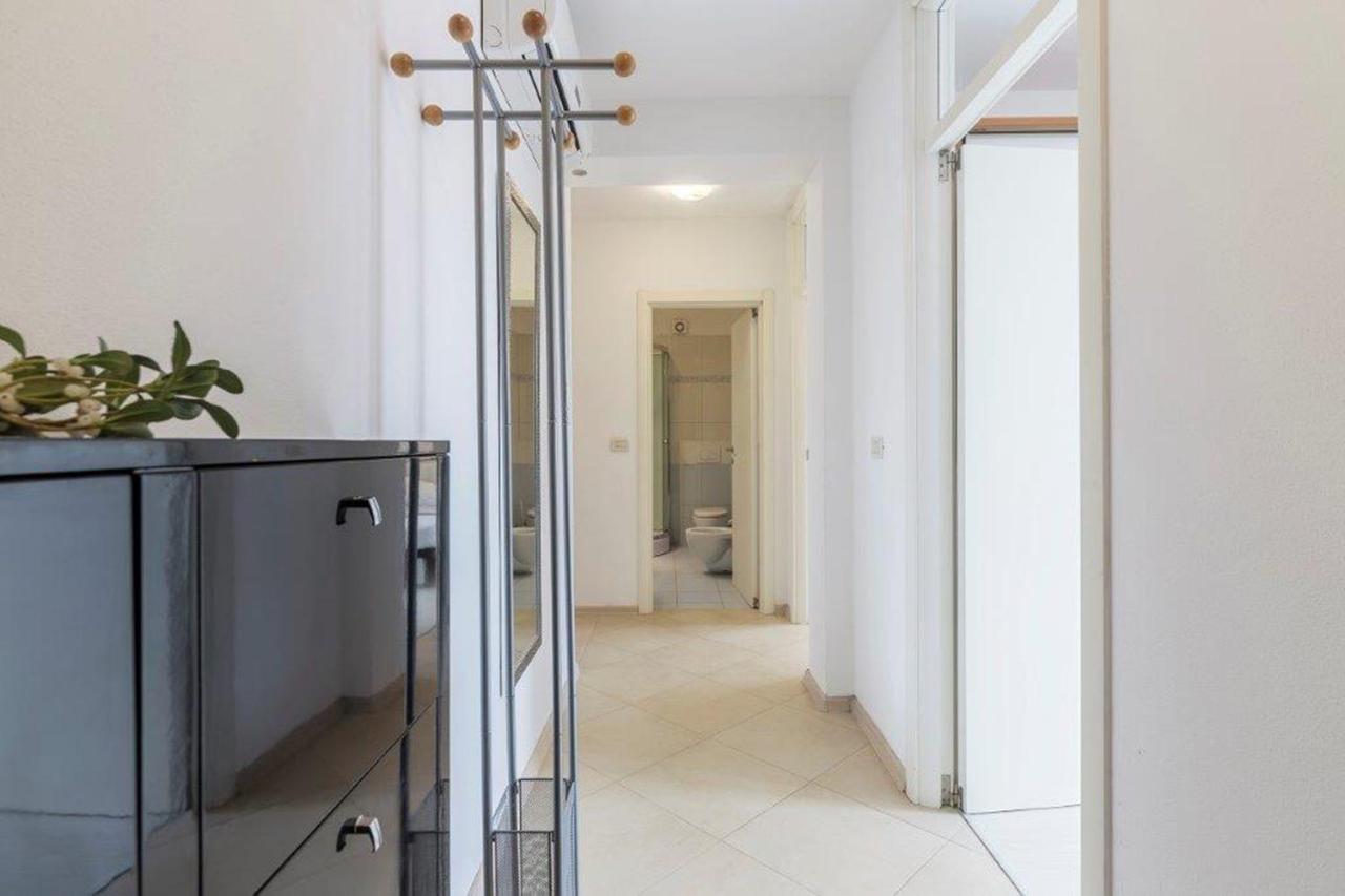Apartment Dubravka Near The Sandy Beach Medulin Exterior photo